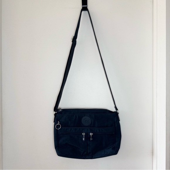 Kipling New Angie Crossbody Nylon Bag Blue Purse W Zipper & Pockets EUC - Picture 2 of 5
